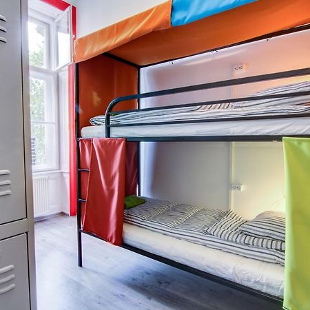 Pal'S Mini Hostel Budapest Esterno foto