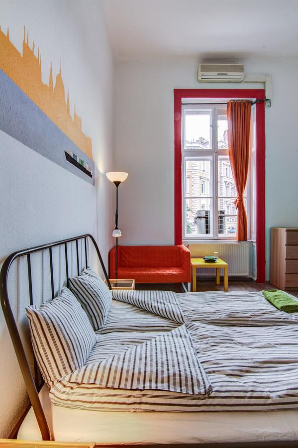 Pal'S Mini Hostel Budapest Esterno foto